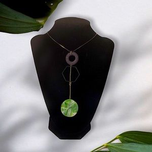 Pendant necklace brand new